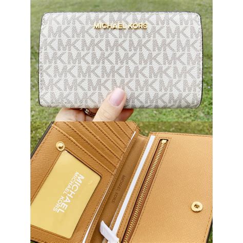 michael kors jet set wallet vanilla